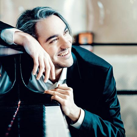 Alexander Gadjiev